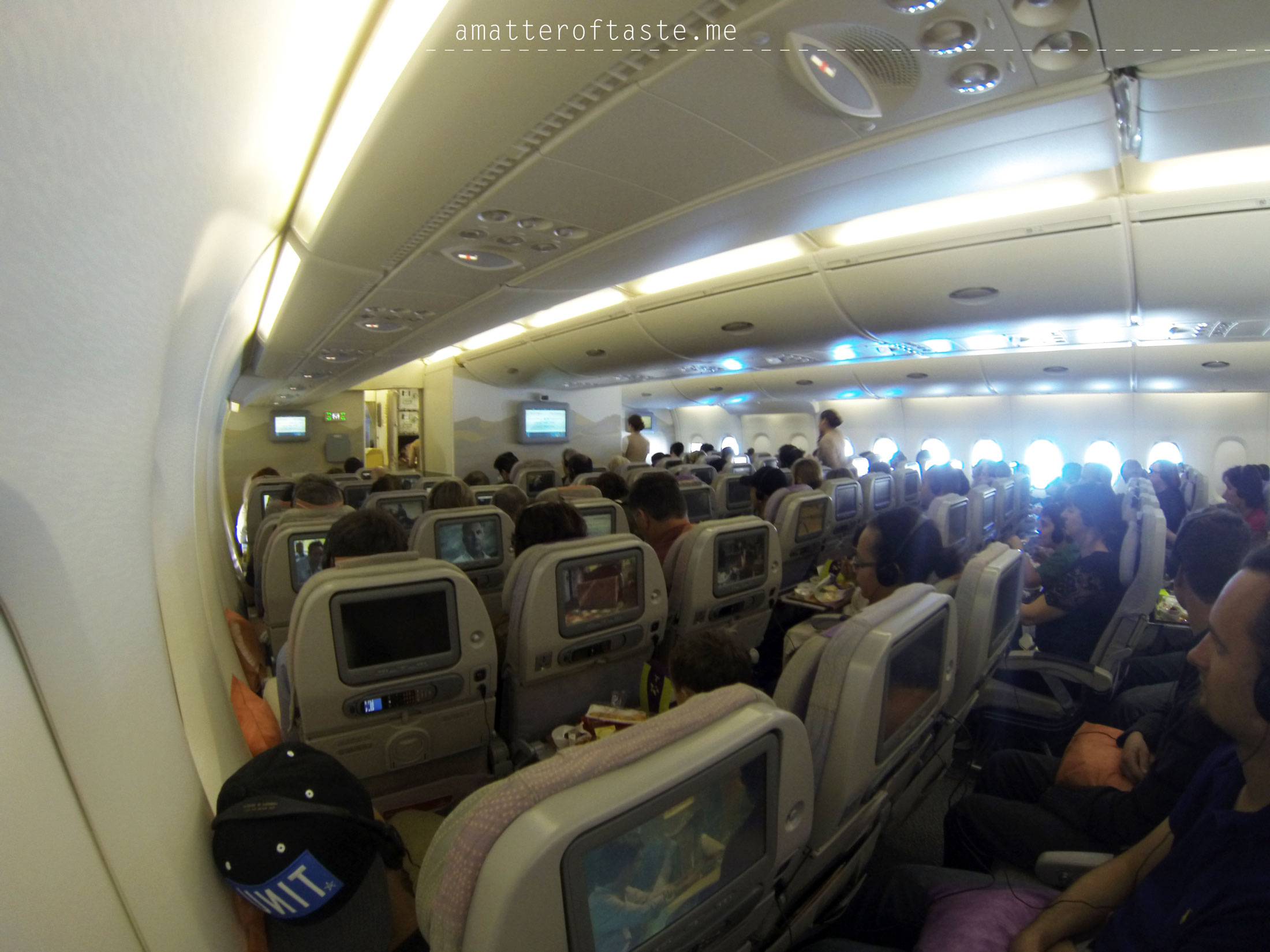 emirates A380 and brisbane lounge experience